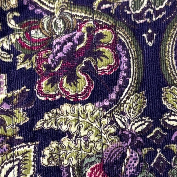 Tabi Women's Purple Corduroy Colourful Floral Quilted Vest - Picture 6 of 11